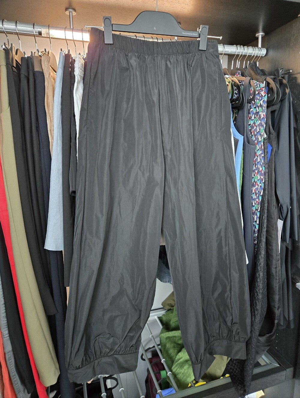 bryn Walker Black Elastic-Waist Casual Joggers